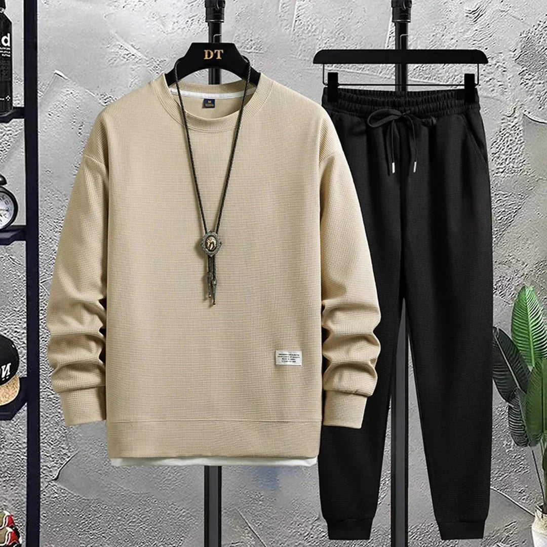 Relaxed Sporty Tracksuit for Men
